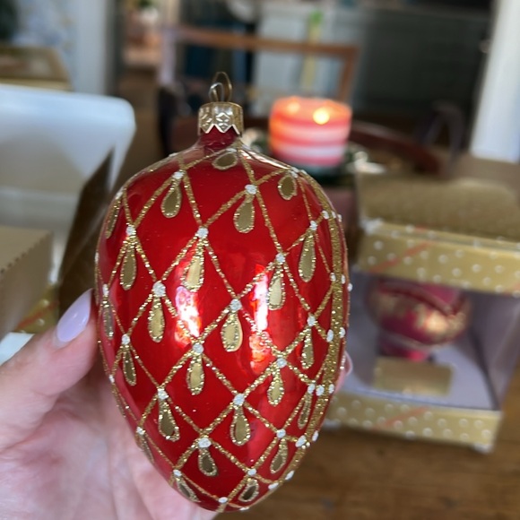 Dillard’s Trim a Tree Collection - Picture 7 of 9